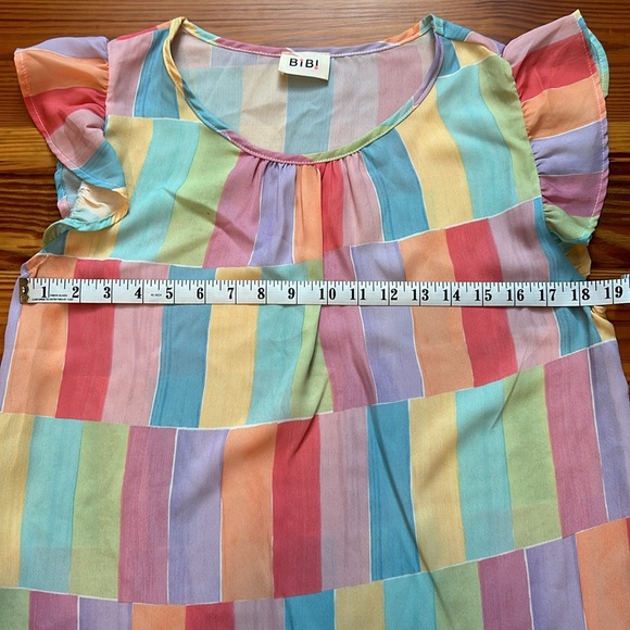 Multi-colored Blouse - Picture 3 of 4